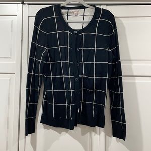 Women’s plus size XXL knit cardigan sweater